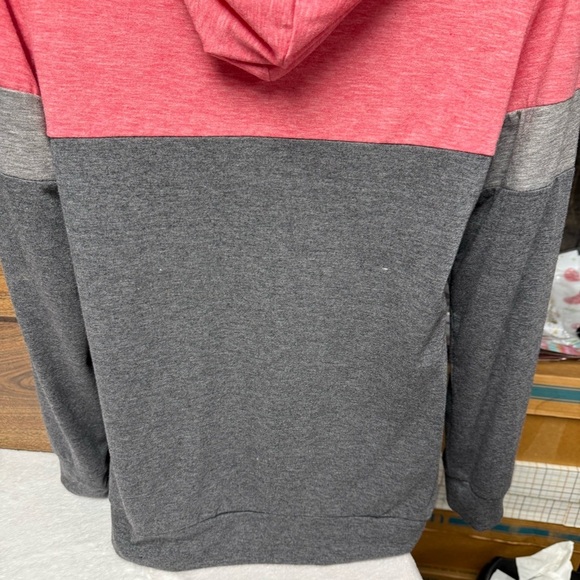 Women's Pink and Gray Hoodie top size small no brand - Picture 6 of 8